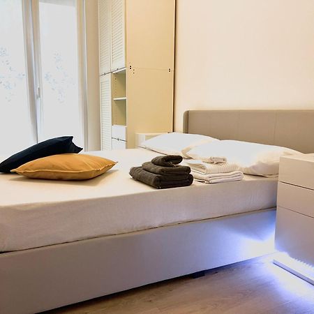 Апартаменты Trilocale,Terrazzo,Posto Auto Privato,Box,Wifi Варацце Экстерьер фото